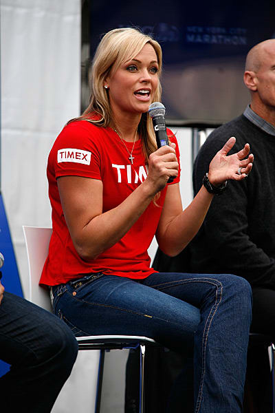 jennie-finch2.jpg